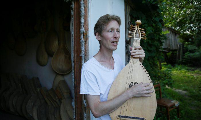 In Rural Ukraine, an American Rekindles a Lost Music Tradition