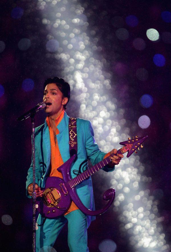 Prince performs during at Super Bowl XLI on February 4, 2007 in Miami Gardens, Florida. (Jamie Squire/Getty Images)