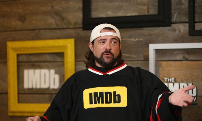 Director Kevin Smith Shows Off Huge Weight Loss