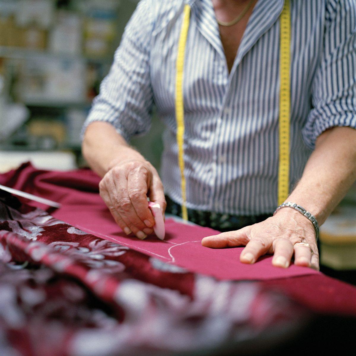 The tailors at Atelier Nicolao produce traditional period-costumes for opera houses, theaters, ballets, television, and movies around the world. (Susanna Pozzoli/Michelangelo Foundation for Creativity and Craftsmanship)