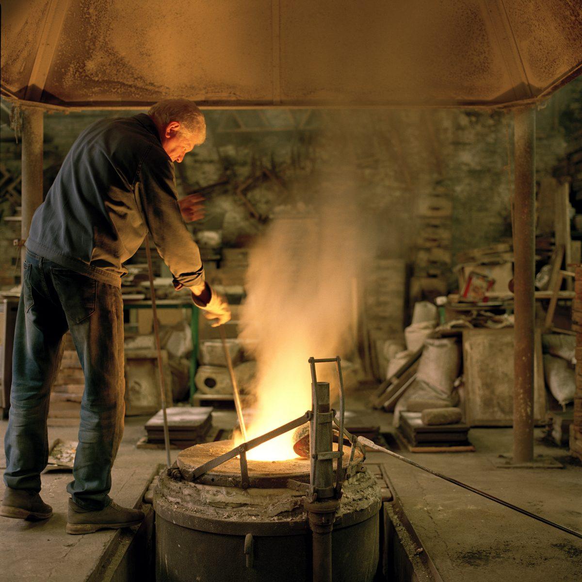 As the last foundry in Venice, Valese continues to make brass and bronze metalwork using traditional methods. (Susanna Pozzoli/Michelangelo Foundation for Creativity and Craftsmanship)