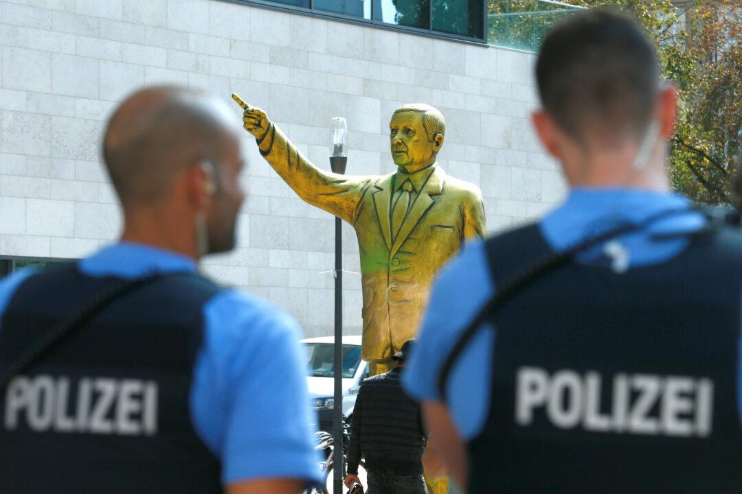 Germany Removes Golden Statue of Erdogan After Protests