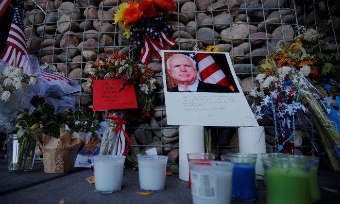 Senator John McCain’s Body to Lie in State at Arizona State Capitol