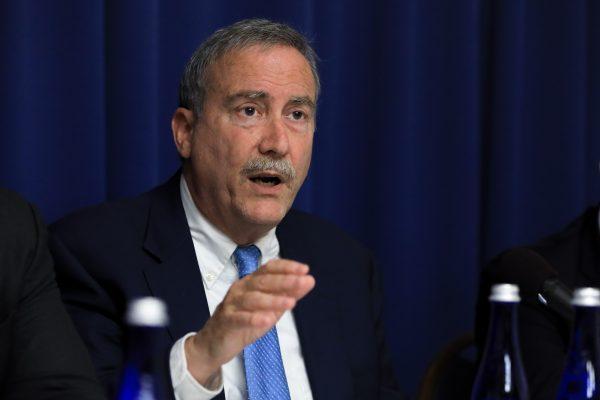 Larry Sabato, founder and director of the University of Virginia Center for Politics, speaks at a midterm election forecasting seminar in Washington on Aug. 28, 2018. (Samira Bouaou/The Epoch Times)