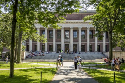 Asian-Americans Suing Harvard Over Admissions Policies Win DOJ Support