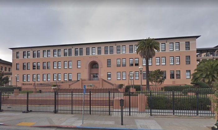 Update: 4 Students Taken Into Custody After Gun Goes Off Inside Classroom