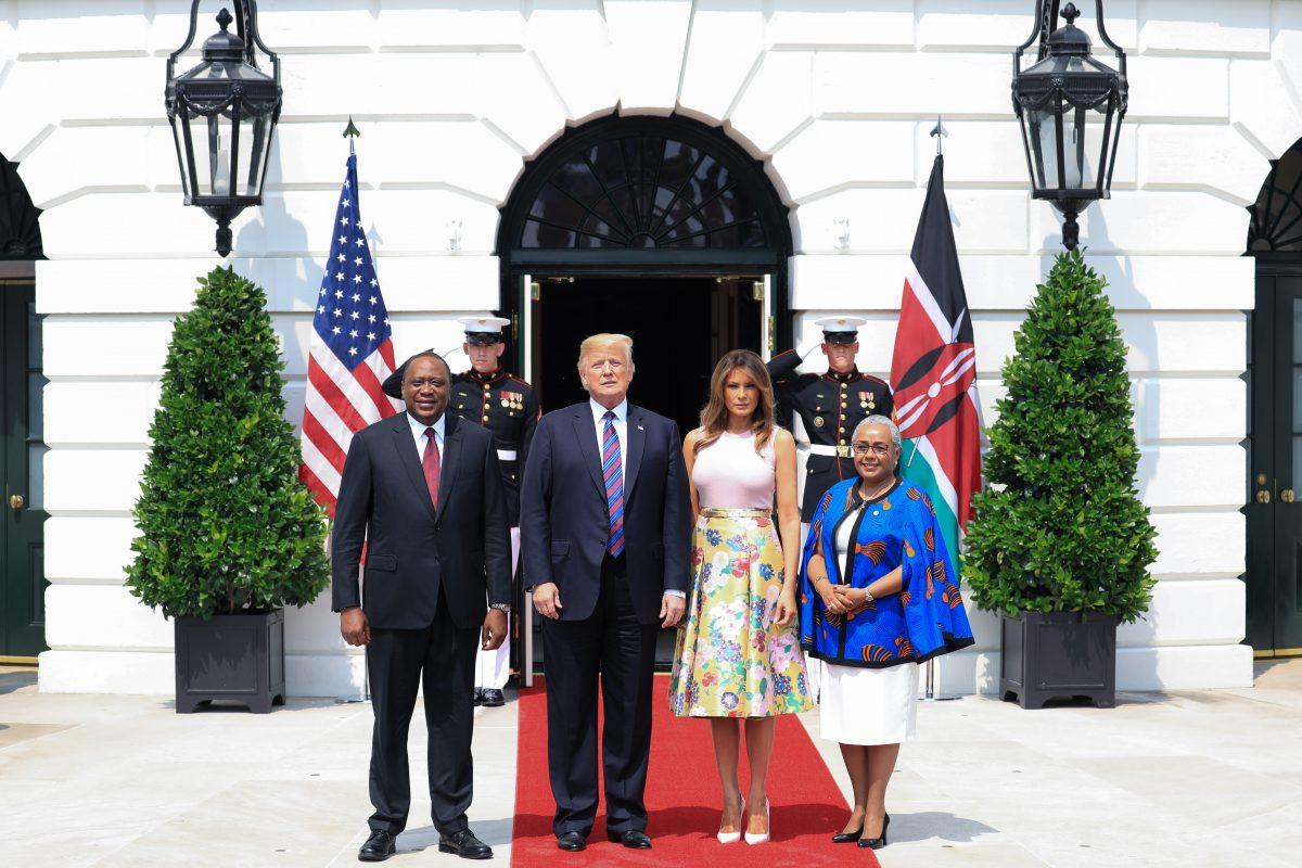 President Donald Trump and First Lady Melania Trump welcome the President of the Republic of Kenya Uhuru Kenyatta and Mrs. Margaret Kenyatta on the South Portico of the White House in Washington on Aug. 27, 2018. (Samira Bouaou/The Epoch Times)
