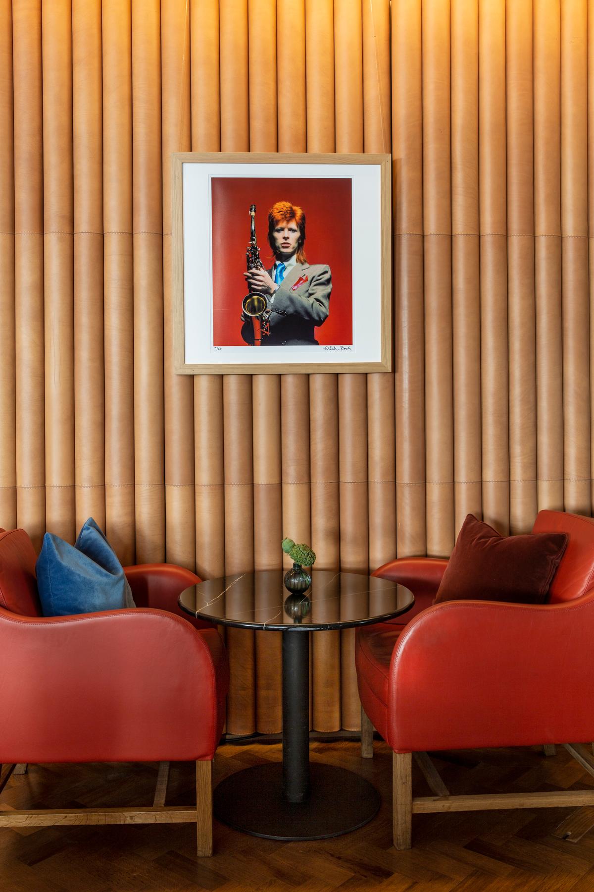 Ziggy Stardust Bar to Open in London’s Hotel Café Royal