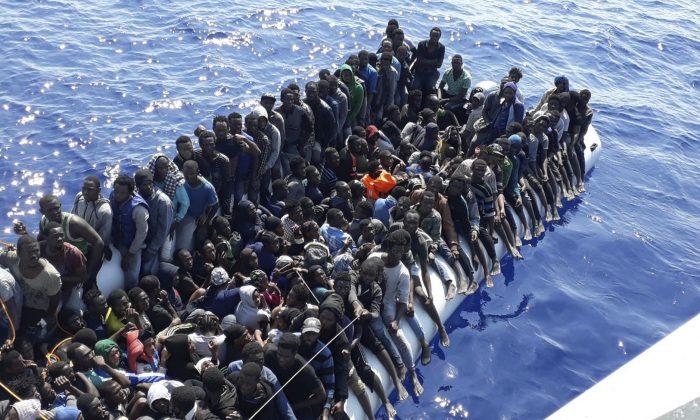 Boat With 86 Migrants Capsizes Off Tunisia