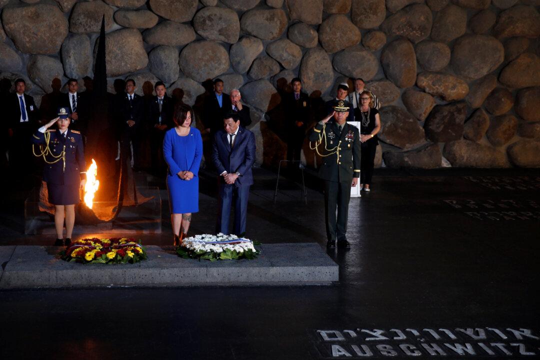 Philippines’ Duterte Says ‘Never Again’ at Israel’s Holocaust Memorial