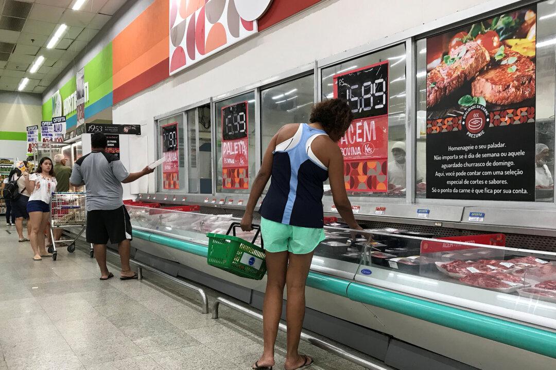 Brazil Inflation Seen Grinding to a Halt in August