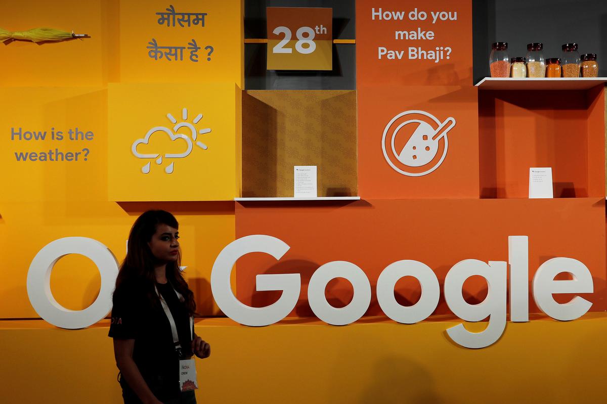 Google Races to Parry the Rise of Facebook in India
