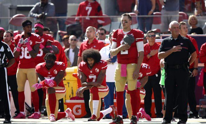 NFL Arranges Private Workout for Colin Kaepernick to Practice, Interview With Teams: Reports
