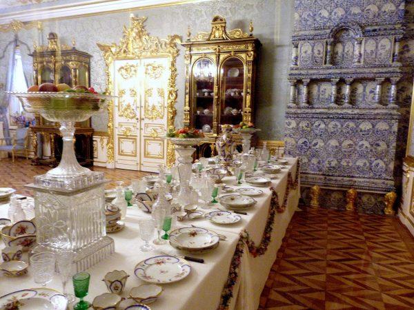 Royal dining room at Peterhof. (Barbara Angelakis)