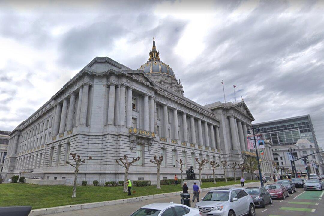 Board President Introduces New City-Wide Doula Program