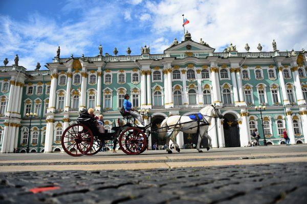 Palace Square in Saint Petersburg. (Laurence Griffiths/Getty Images)