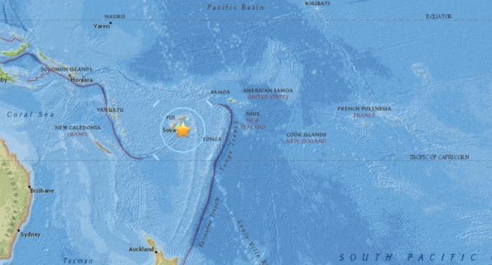 7.8-Magnitude Earthquake Hits Near Fiji