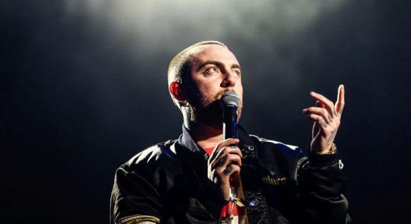 Mac Miller performs on the Camp Stage during day 1 of Camp Flog Gnaw Carnival 2017 at Exposition Park in Los Angeles, California on Oct. 28, 2017. (Rich Fury/Getty Images)