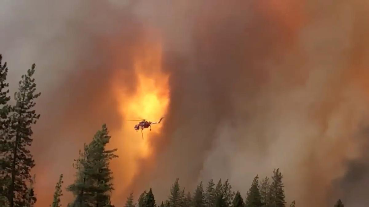 Crews Fight to Outflank Raging Northern California Wildfire