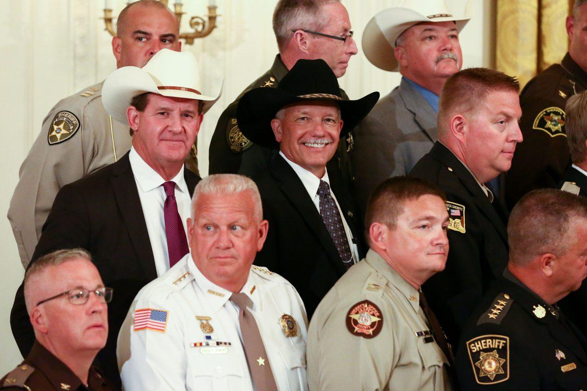 Sheriffs from across the country meet with President Donald Trump at the White House in Washington on Sept. 5, 2018. (Samira Bouaou/The Epoch Times)