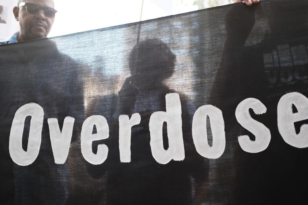 Mother Who Lost 2 Sons to Opioids in One Night Doesn’t Want Others to Endure the Same Pain