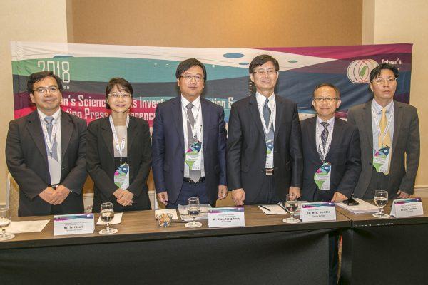 Officials during the Taiwan Science Park Press Conference at the Hilton Hotel in Santa Clara on September 7, 2018. <em>From left to right:</em> Dr. Yeh Chih-Cheng, Ms. Tu Chun-Yi, Mr. Wang Yeong-Junaq, Dr. Hsu Yu-Chin, Mr. Liu Wei-Cheng, Mr. Shih Wen-Fang (NTDTV).