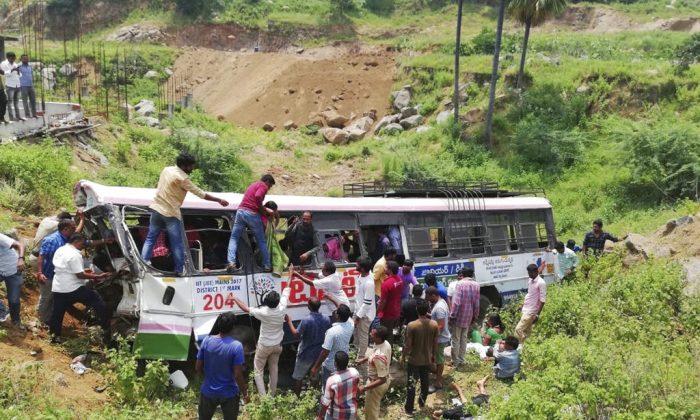 Bus Accident in South India Kills at Least 55 People