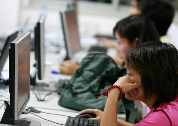China to Restrict Online Activities of Religious Groups