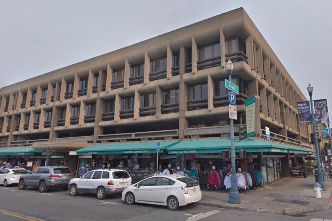 32 Arrests in Gang-Related Scheme Targeting Credit Card Terminals