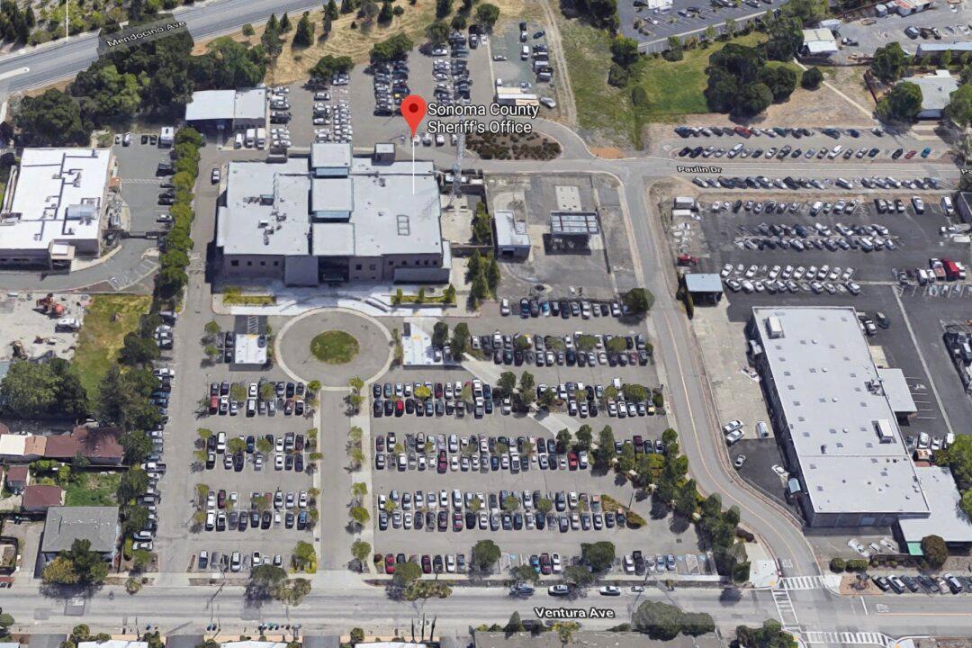 Parolee Arrested After Escape Attempt on Pink Bicycle