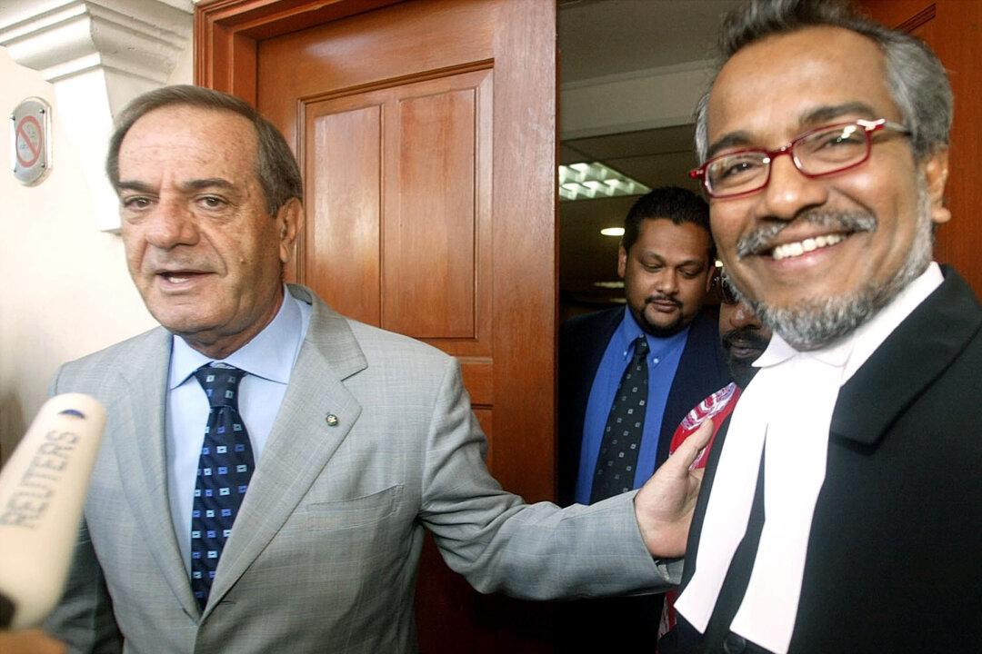 Malaysia Charges Ex-PM Najib’s Lawyer With Money Laundering