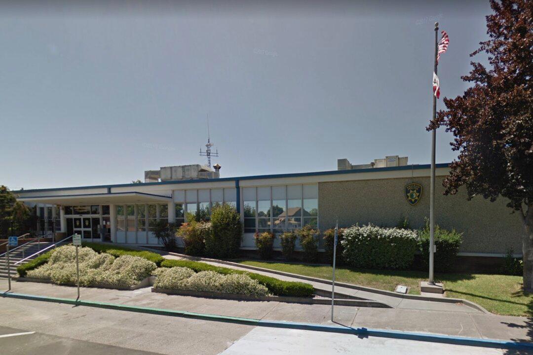 Police Admit to Poor Response to Children in Danger