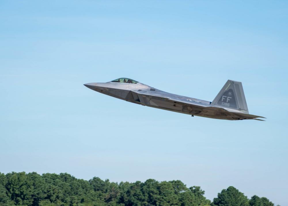 A U.S. Air Force F-22 Raptor takes off to relocate in advance of hurricane Florence at Joint Base Langley-Eustis, Virginia on Sep. 11, 2018. (U.S. Air Force photo by Airman 1st Class Anthony Nin Leclerec)