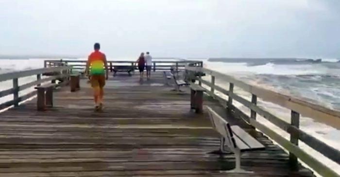 Video: Hurricane Florence Rocks Wooden Pier in Nags Head