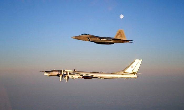 US F-22 Jets Intercept Russian Bombers for a Second Day in a Row, NORAD Says