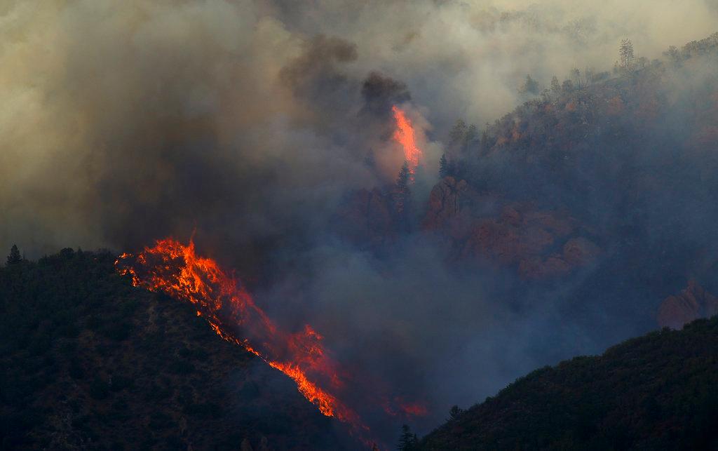 Western Wildfires Force Evacuations of Hundreds of Homes