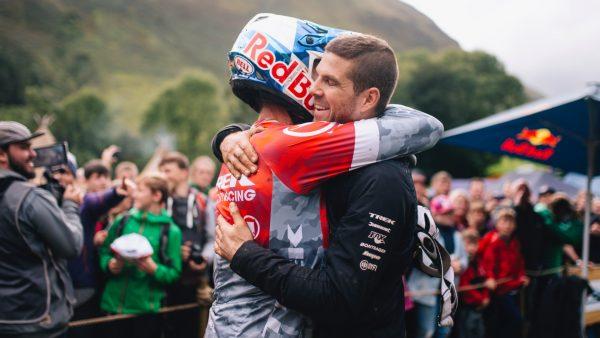 Gee and Dan Atherton share a brotherly hug after Gee wins Red Bull Hardline in Dinas Mawddwy, Wales, UK on Sept. 15, 2018. (Photo by Red Bull Media House)