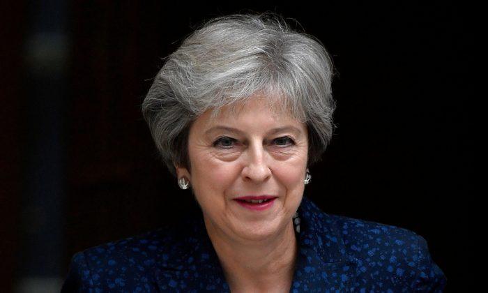 UK’s May Cautions: Support My Brexit Deal or Face No Deal