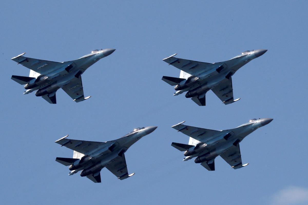 US Sanctions Chinese Military Unit for Buying Russian Fighter Jets, Missiles