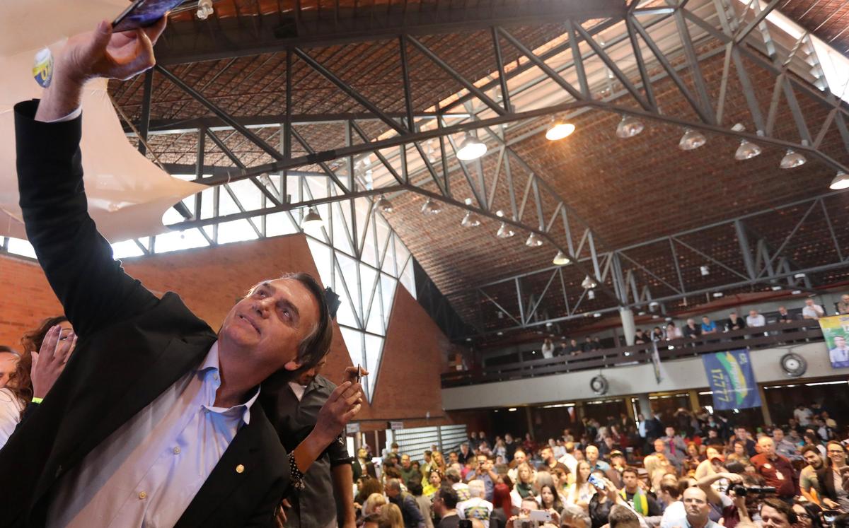 Right-Wing Candidate Bolsonaro Widens Lead in Brazilian Presidential Race: Poll
