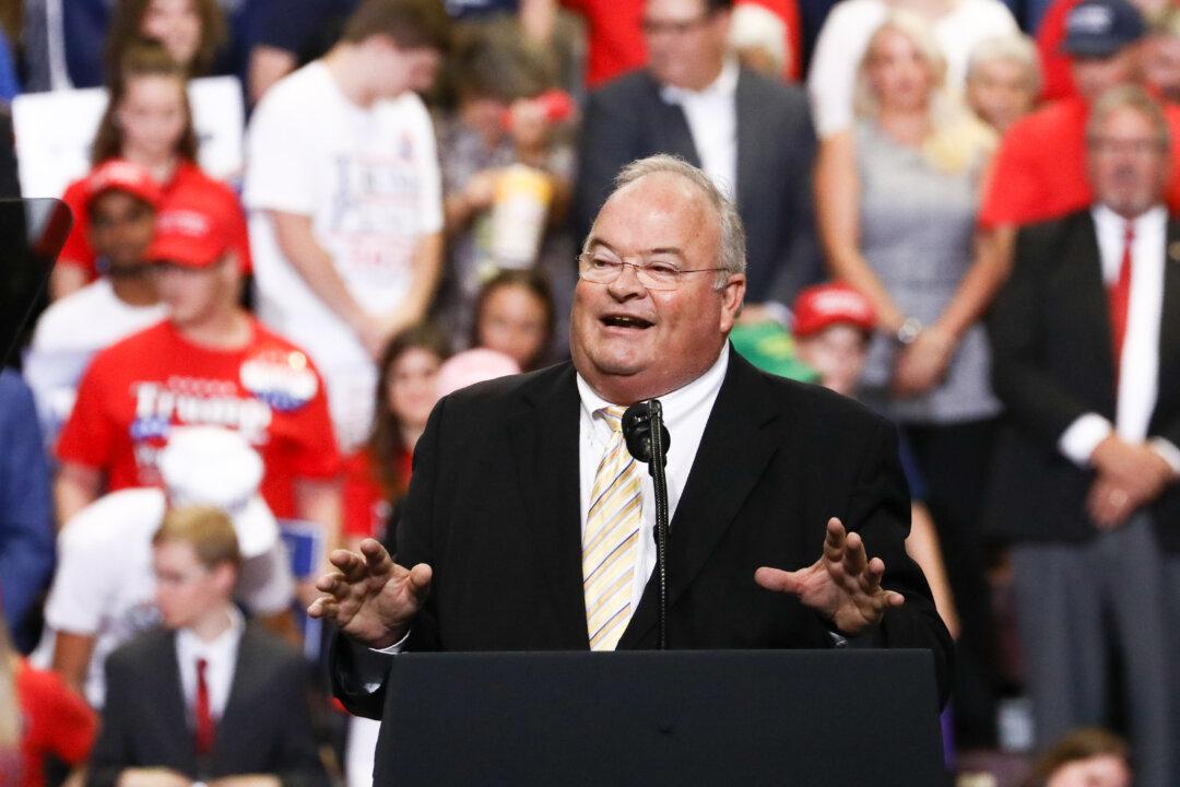 Missouri Rep. Billy Long Joins Crowded US Senate Race