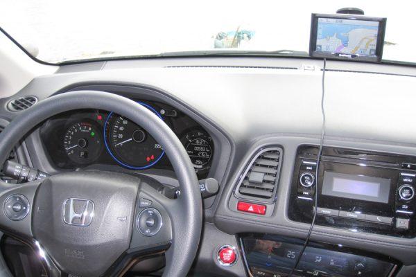 Interior layout of the Honda HR-V 1.8.