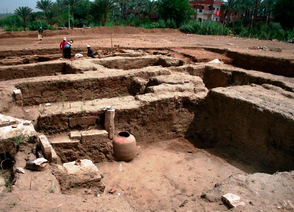 Archaeologists Discover ‘Massive’ Ancient Building in Egypt