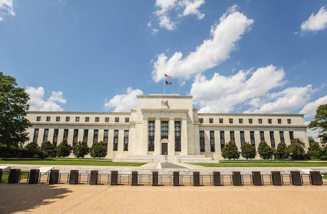 Fed Leaves Rates Unchanged, Says Will Be ‘Patient’ on Future Hikes