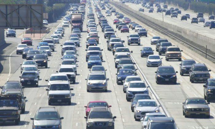 California Issues Alert for 9th Day in a Row, Again Requests No Charging of Electric Vehicles