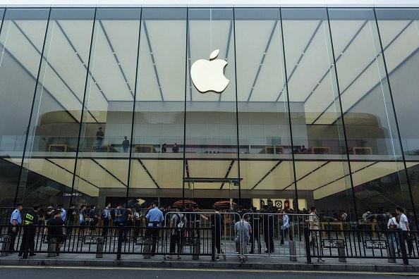 Emeryville Apple Store Hit in Copycat Grab-and-Run Theft