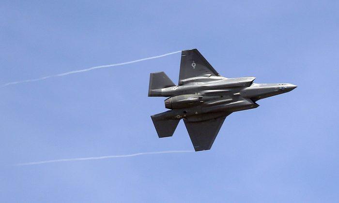 US Stops F-35 Fighter Jet Parts Delivery to Turkey