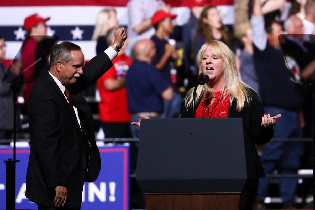 The national anthem at a Make America Great Again rally in Wheeling, West Va., on Sept. 29, 2018. (Charlotte Cuthbertson The Epoch Times)
