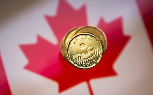 A Canadian dollar coin, commonly known as the "Loonie", is pictured in this illustration picture taken in Toronto, Ontario, Canada, on Jan. 23, 2015. (Mark Blinch/Reuters)