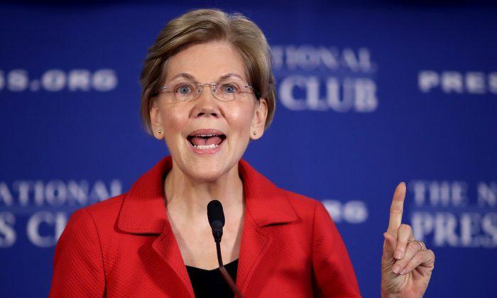 Elizabeth Warren Calls for Decriminalization of Illegal Border Crossings